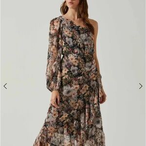 Astr the Label Calista Floral One Shoulder Midi Dress